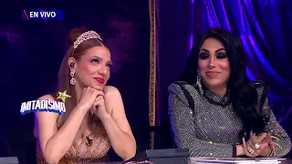 Gaby Mendoza besa a Yeka Rosales | Imitadísimo