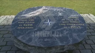 STOLTENBERG NË SHKUP, HAPEN DYERT E MAQEDONISË PËR NË NATO
