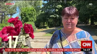 A record-breaking hibiscus attracts hundreds of visitors daily to the Iași Botanical Garden