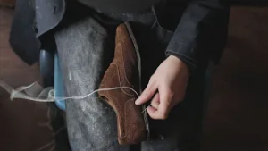 靴屋と仕立屋｜1階は仕立屋、2階は靴屋。みやま市で共存する2人の職人