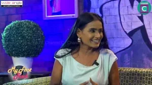 ? මං මුලින්ම කොළඹට ඇවිල්ලා රැකියාව කලේ නාරාහේන්පිට මහජන පොළේ..සිංදු කියන මංත්‍රි නිහාල් රාඡපක්ෂ