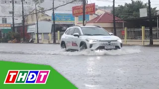 Heavy rain leaves many Ca Mau city streets flooded over 30cm deep | THDT