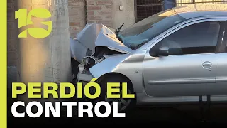 Major Crash in Córdoba: Peugeot 207 Loses Control Near Circunvalación