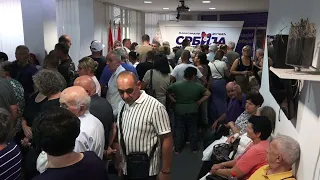 OO SNS počeo sa prikupljanjem potpisa za podršku listi "Aleksandar Vučić - Ujedinjena Srbija"