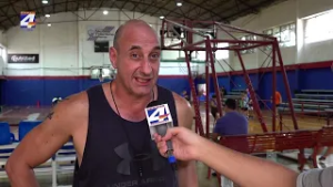 Pelotaris tricampeón de Honor: su entrenador, José Luis Verri, dialogó con Primer Plano.