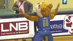 Unión de Formosa vs Regatas de Corrientes 2º partido de playoffs de semifinal conferencia norte.