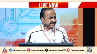 മുണ്ടംവേലി ലൈഫ് മിഷൻ ഫ്ലാറ്റ് പൊളിക്കേണ്ടി വരും; എഞ്ചിനീയർസ് അവാർഡ്‌സ് & കോൺക്ലേവിൽ മു‌ഖ്യമന്ത്രി