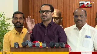'ഡൽഹിയിൽ ഒരുമിച്ച് സമരം, കേരളത്തിൽ SFIയെക്കൊണ്ട് ചുടുചോറ് വാരിക്കൽ.. ഇത് നാടകം'