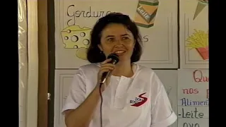 Jornal da Cidade 1999: Dom Bosco students in volunteer action in the Progresso neighborhood