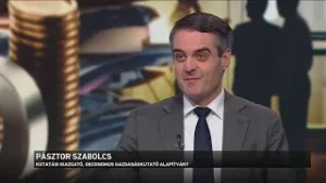 Elkezdték kézbesíteni a 13. havi nyugdíjat és 14. havi nyugdíj első negyedét