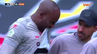 😱👀 Concern at Santa Fe! Andrés Mosquera Marmolejo subbed off injured! #LALIGAxWIN