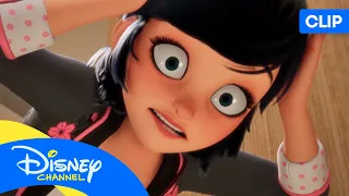 LAS AVENTURAS DE LADYBUG: Marinette descubre el secreto de Sublime 😱 | @disneychannelES