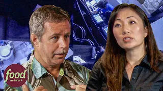 Sneaky Manager Blames The Internet To Pocket Customer Cash | Mystery Diners