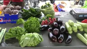 Prošetali smo pijacom...