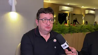 A análise e os comentários quentes da política com o jornalista Thalles Gadelha no Olho Vivo