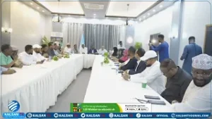 Xildhibaanada Mucaaridka ah ayaa shir xasaasi ah hada waxa uu uga socdaa Muqdisho, waxaana ay...