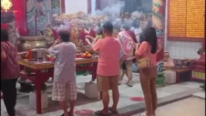 Perayaan Imlek 2026 di Palembang Berlangsung Khidmat, Warga Padati Klenteng Dewi Kwan Im