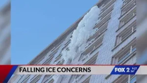 Large ice formation falls from downtown STL condo building