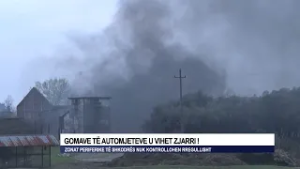 Gomave të automjeteve u vihet zjarri !