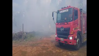 Four wildfires remain active in Loja province as crews work to control the flames