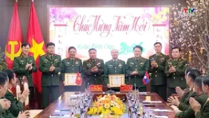 Bộ Chỉ huy Quân sự tỉnh Hủa Phăn chúc Tết Bộ Chỉ huy Quân sự tỉnh Thanh Hóa| Truyền hình Thanh Hóa