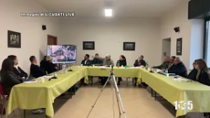 Camerota respinta mozione sfiducia Sindaco 10feb