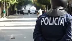 Përplasje në protestë/ Policia shpërndan protestuesit me gaz lotsjellës