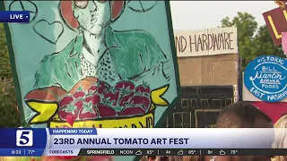 A preview of the parade for the 23rd Annual Tomato Art Fest