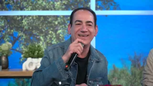 אין מדינה לאהבה - שימי רון |  שישי שמח עם ירון אילן