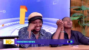 #10PLUS: Молитва Тайкуна и Сэнди в прямом эфире во время интервью