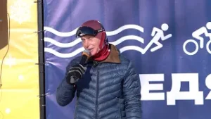 Во Владивостоке прошёл зимний триатлон «Ледяной остров».