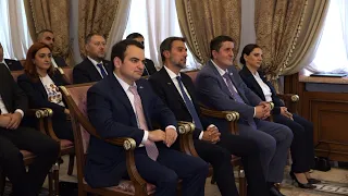 Ամենայն հայոց կաթողիկոսն ընդունեց ԱԺ 9-րդ գումարման պատգամավորների