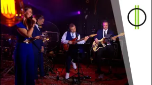 Akusztik –  Magyarul szeretjük - Népdal medley (Akusztik – M2 Petőfi TV)