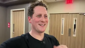 Talk of the Town's Cole Johnson tries out a community class at the Nashville Ballet