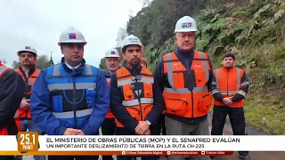 Landslide blocks traffic on Route 225 towards Ensenada