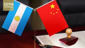 Exembajador argentino destaca a China como motor clave del desarrollo económico de América Latina