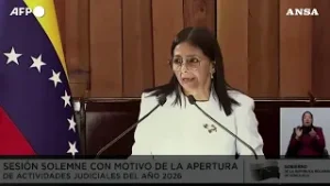 La presidente RODRÍGUEZ annuncia l'AMNISTIA per i PRIGIONIERI POLITICI dal 1999 a oggi in VENEZUELA