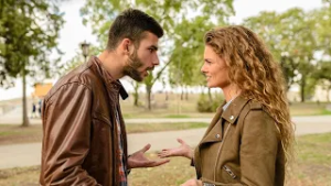 Stille Qual: Toxisches Schweigen in Beziehung