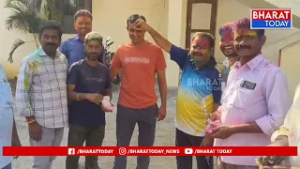 మందమర్రి: సింగరేణి కార్మిక వాడలో ఘనంగా హోలీ వేడుకలు - ఉత్సాహంగా పాల్గొన్న యువతీ యువకులు