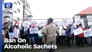 Protesters Barricade NAFDAC Office, Prevent Staff Access For Hours