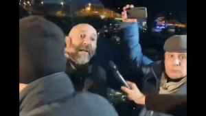 Remigrazione a Genova, tensione fra Marsella (CasaPound) e il presidente Municipio Ceraudo: il video