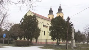 PLÁNY A PODUJATIA OBCE