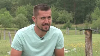 Na kućnom pragu - Mateo Komšo