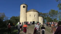 ROUDNICKO: Kaple na hoře Říp oslavila 900 let od své obnovy