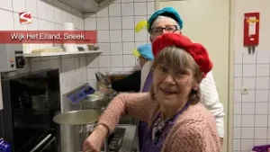 Tegen eenzaamheid: Samen eten en verbinden bij De Buurthap in Sneek