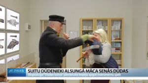 Suitu dūdenieki māca seno instrumentu ikvienam interesentam