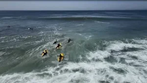 A surf academy is enticing Senegalese girls back to school