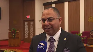 Parlamentario Eduard Pieters: educacion y deporte ta importante pa futuro di hubentud