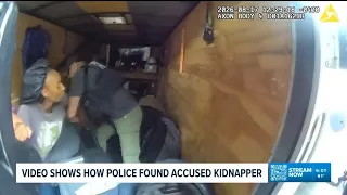 What warrants indicate occurred in Atlanta kidnapping case of 2 young girls