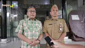 KOMISI II DPRD KALSELPELAJARI PENGELOLAAN HUTAN ADAT DI KALTENG